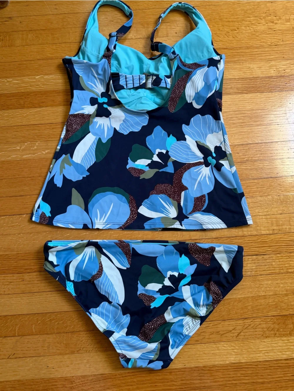 SET! Athleta Bondi Bra Cup Tankini 36D/DD + M bottom